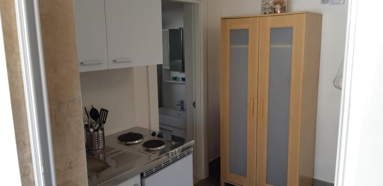 Monolocale Indipendente Con Giardino E Parcheggio Privato Villa Porto Cesareo Eksteriør billede
